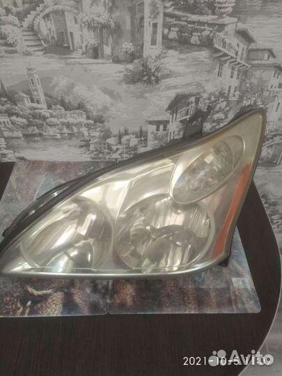 Лексус RX фара