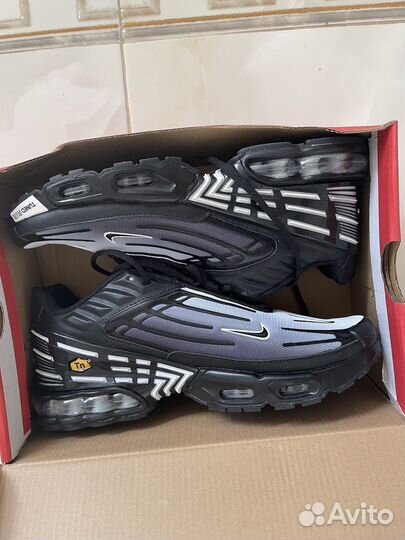 Кроссовки новые nike air max tn plus 3