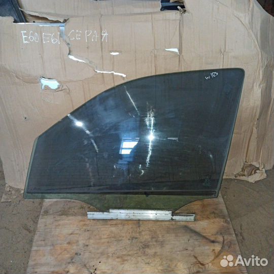 Стекло переднее левое Mercedes W163