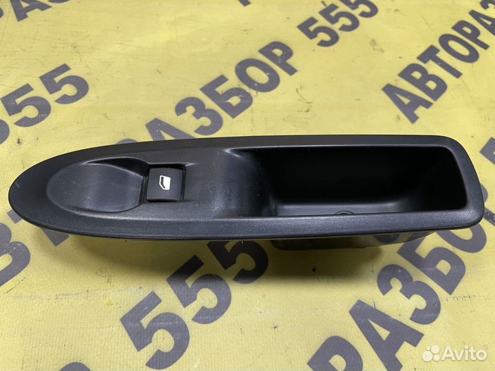 Кнопка стеклоподъемника зл Citroen C4 2