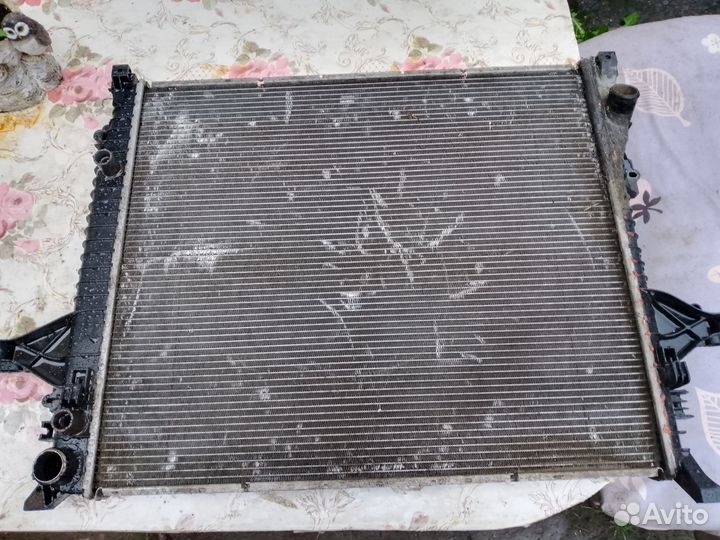 Радиатор охлаждения volvo xc90