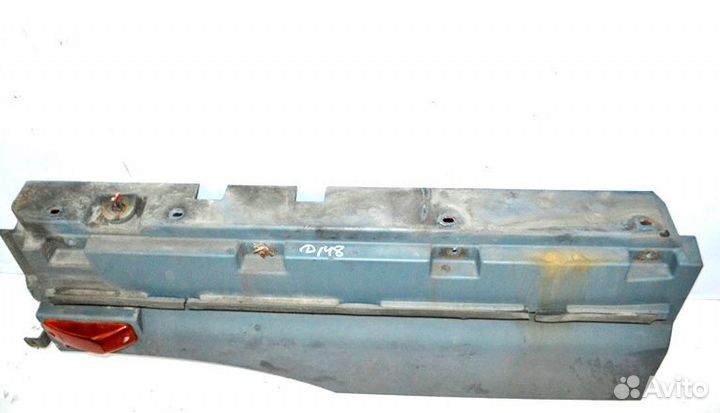 Вставка между кабиной и крылом (локер), задняя лев