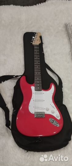 Электрогитара Fender Squier MM Stratocaster