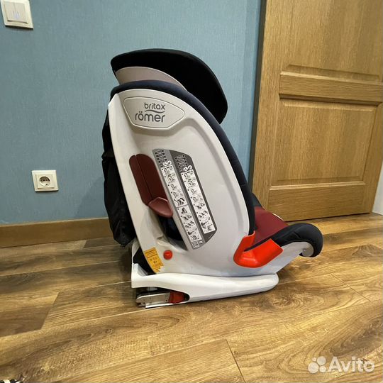 Автокресло Britax romer advansafix