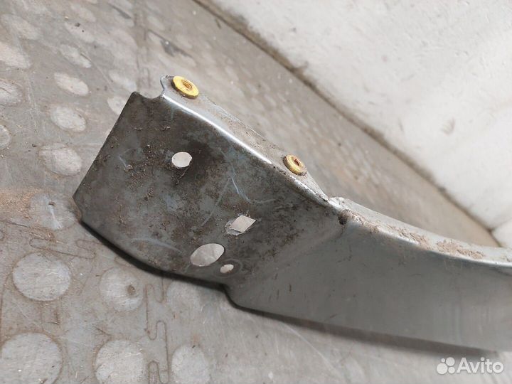 Крыло левое переднее Volvo V50, 2005