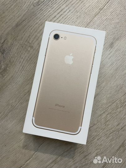 Коробка от iPhone 7