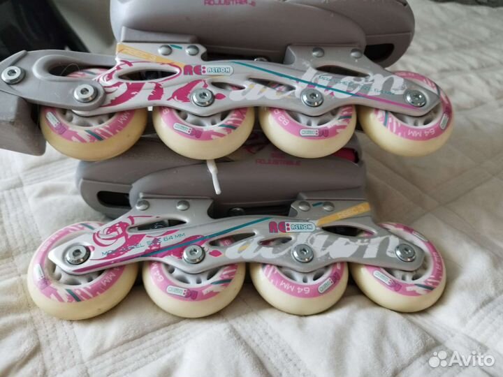 Роликовые коньки раздвижные девочек размер 26-31