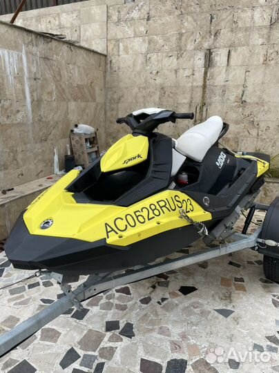 BRP see doo spark 3up