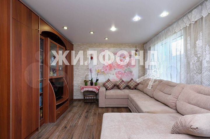 5-к. квартира, 95 м², 5/9 эт.