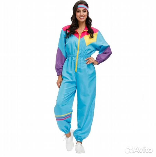 Спортивный костюм в стиле 90-х