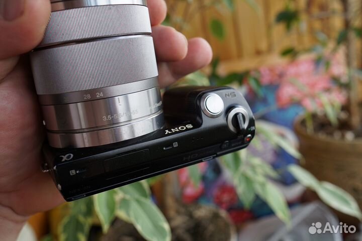 Sony nexx 5n + объектив Sony Е 18-55mm (sel1855)