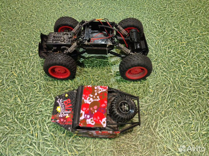 Машина на радиоуправлении внедорожник