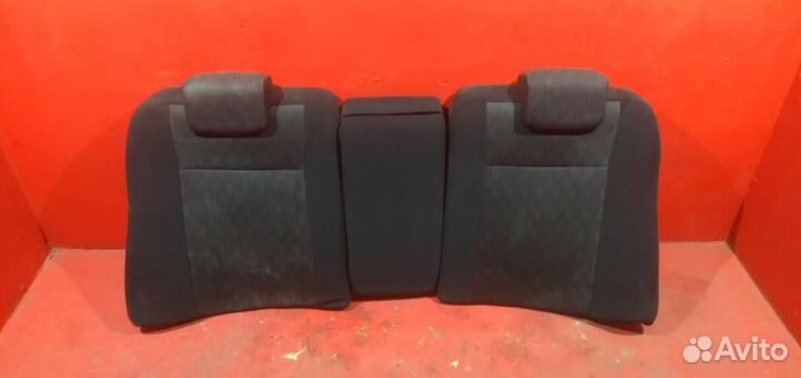 Приора седан спинки заднего сиденья подголовники
