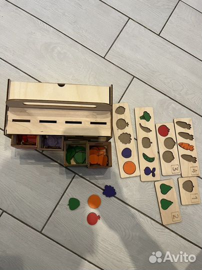 Детские игрушки сортеры из дерева