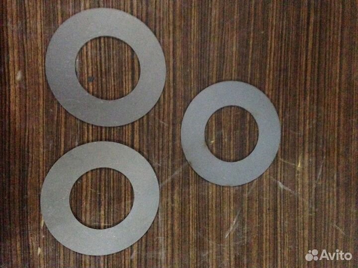 Кольцо проставочное металлическое 75*140*1