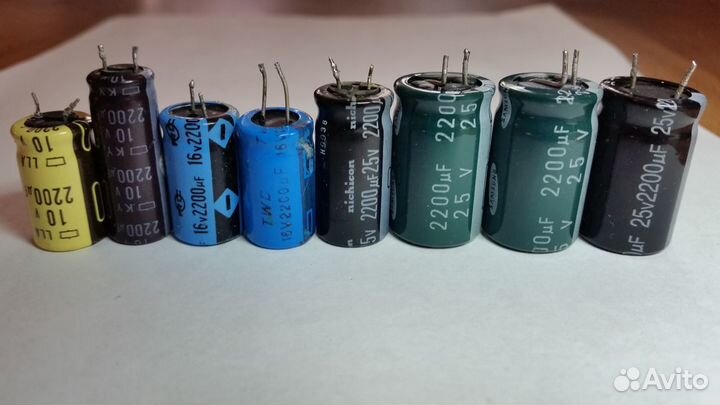 Конденсаторы электролитические 2200 мкФ, 6.3-63 В