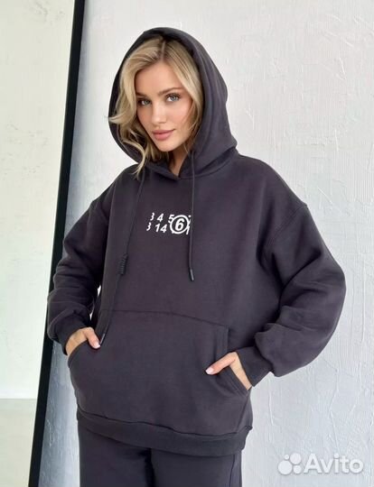 Спортивный костюм тройка на флисе с жилеткой новый