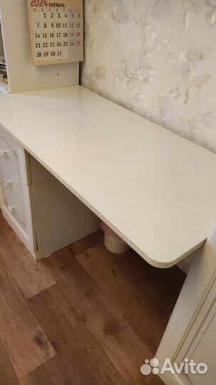 Мебель в детскую комнату для девочки