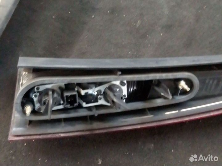 Фонарь правый задний volvo s40