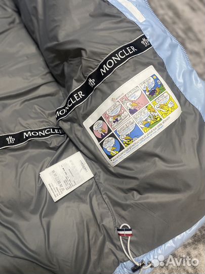 Пуховик moncler голубой