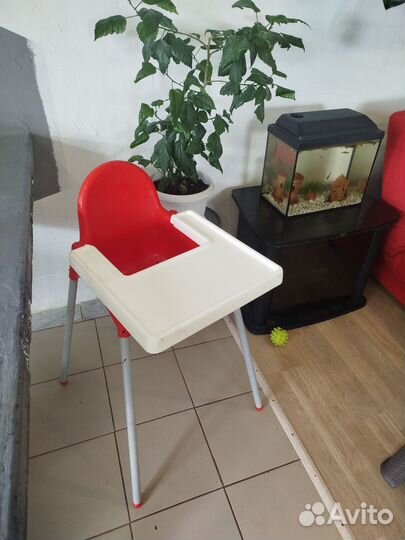Стульчик для кормления