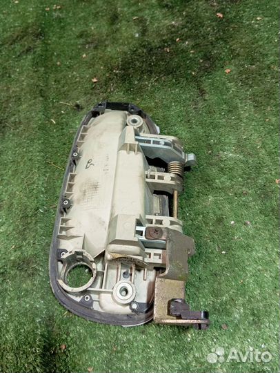 Ручка двери передней наружная правая Hyundai Matri