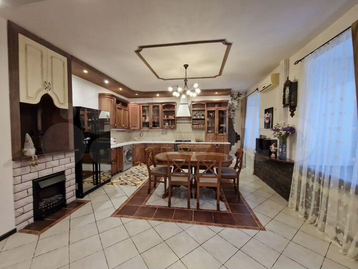 3-к. квартира, 94,7 м², 2/3 эт.