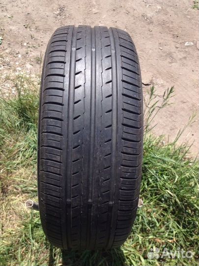 Yokohama Bluearth ES32 205/55 R16