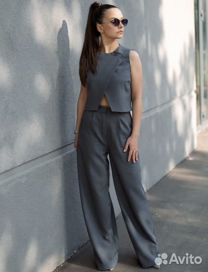 Костюм женский
