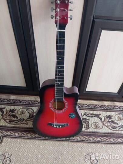 Акустическая гитара бу