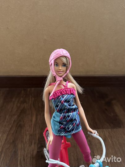 Кукла барби