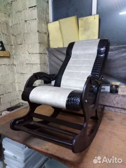 Кресло качалка