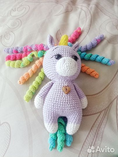 Вязаный единорог