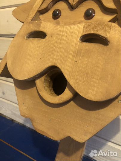 Скворечники и кормушки