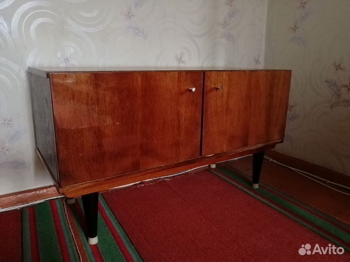 Тумбочка под телевизор СССР