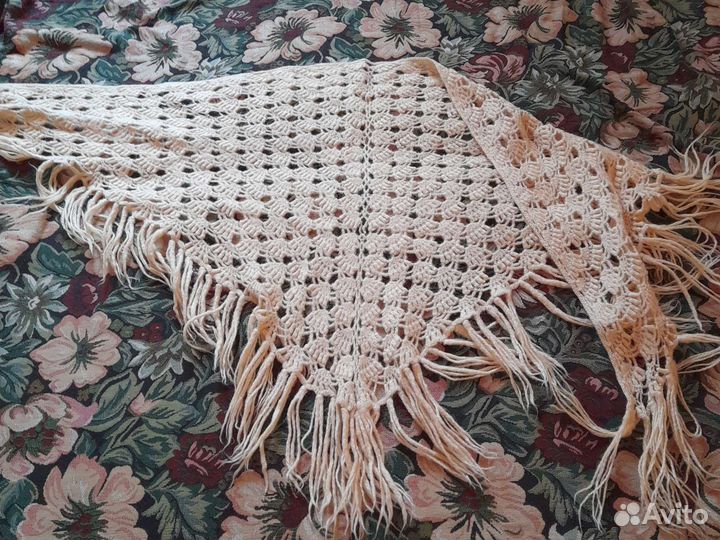 Шаль,чистошерстяная