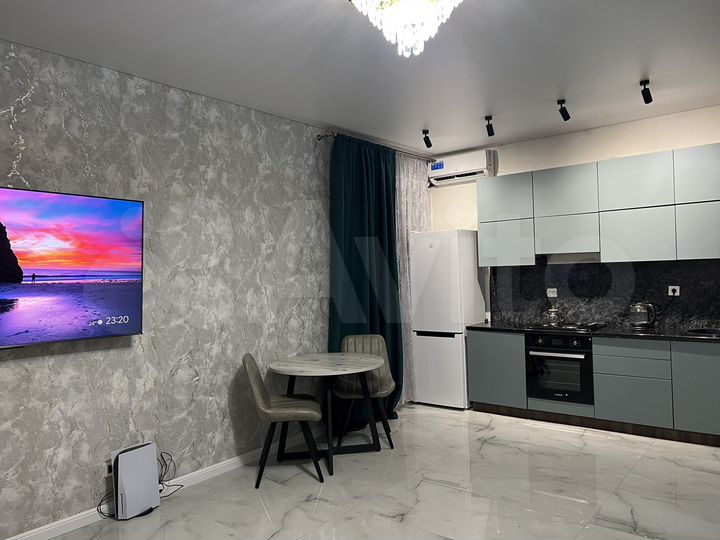 1-к. квартира, 42 м², 2/2 эт.