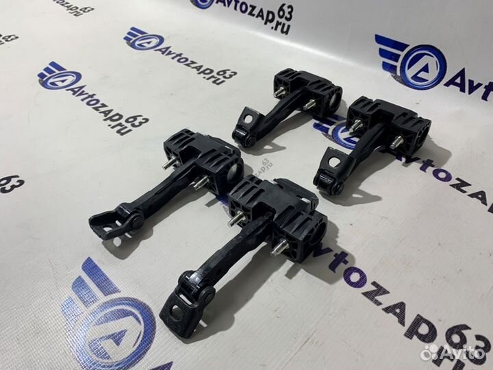 Ограничитель открывания двери Гранта