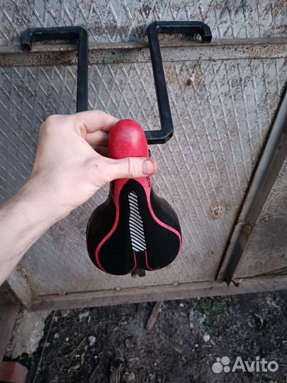 Детское кресло на раму велосипеда