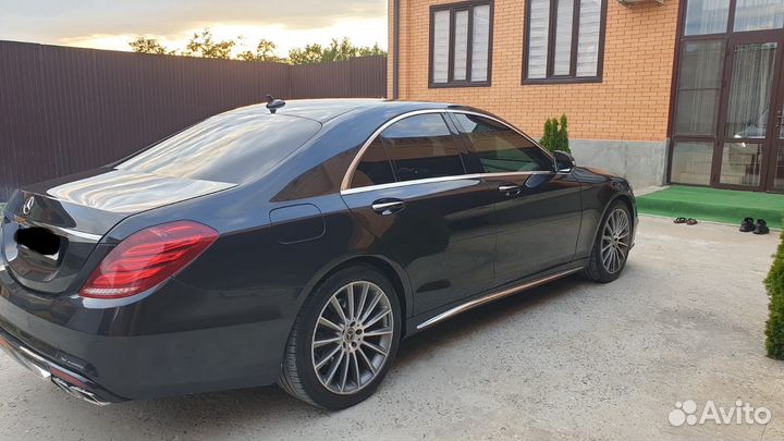 Mercedes капот