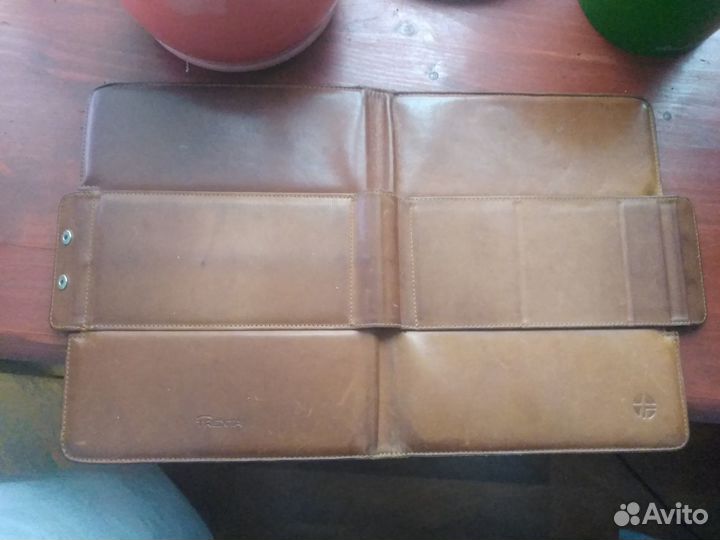 Планшет Apple iPad 2