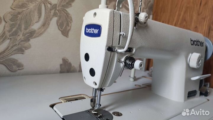 Швейная машина brother