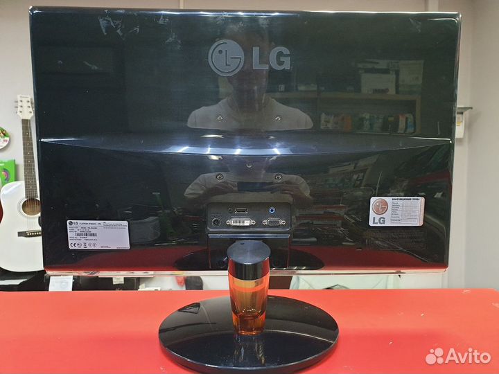 Монитор LG Flatron IPS236V