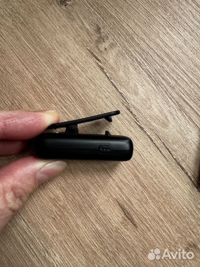 Петличный микрофон для iPhone