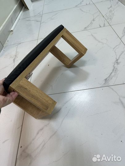 Подставка маникюрная