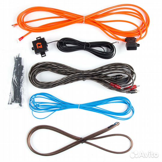 Активный сабвуфер DL audio Piranha 12A SE