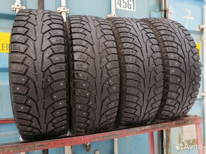 Nokian Tyres Hakkapeliitta SUV 5 235/65 R17 102N