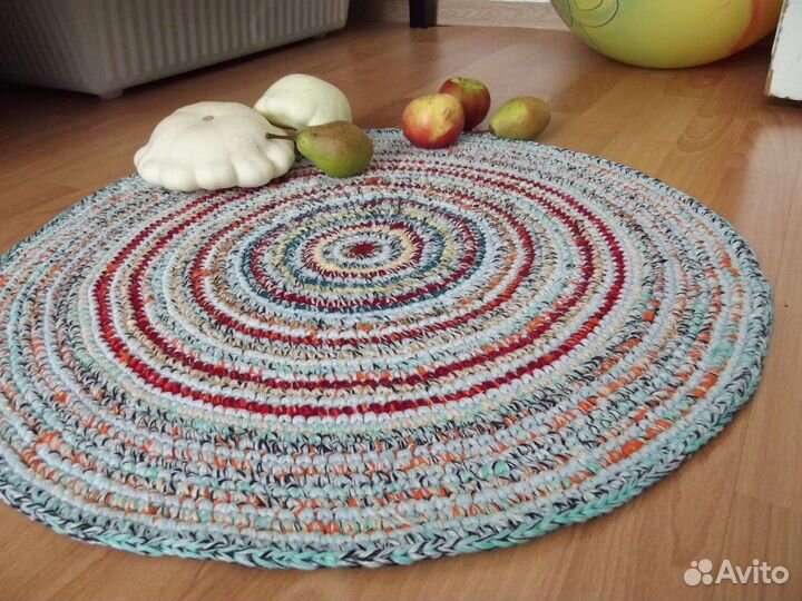 Коврик вязаный крючком