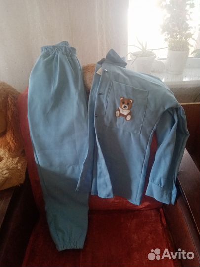 Костюм женский