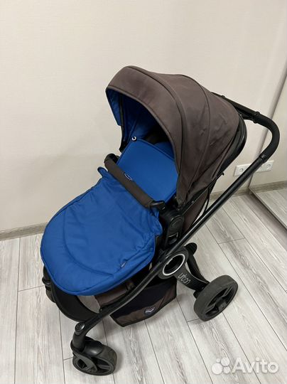 Коляска chicco 3 в 1